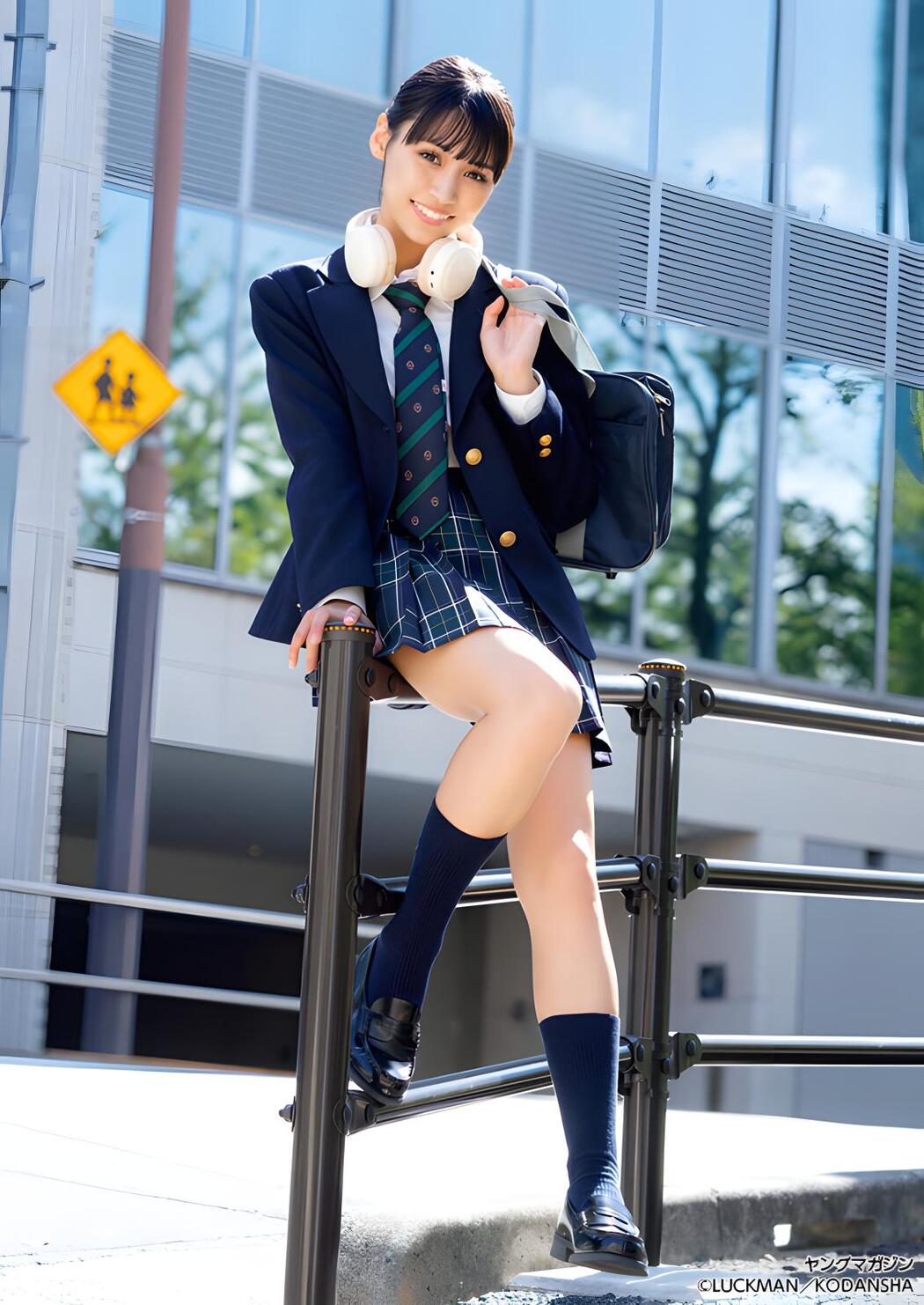 Hiyori Angie アンジーひより, Young Magazine 2023 No.51 (ヤングマガジン 2023年51号)