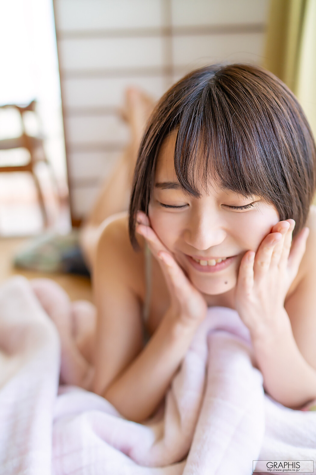 Shiho Fujie 藤江史帆, [Graphis] Gals 「Pele Clara」 Vol.05