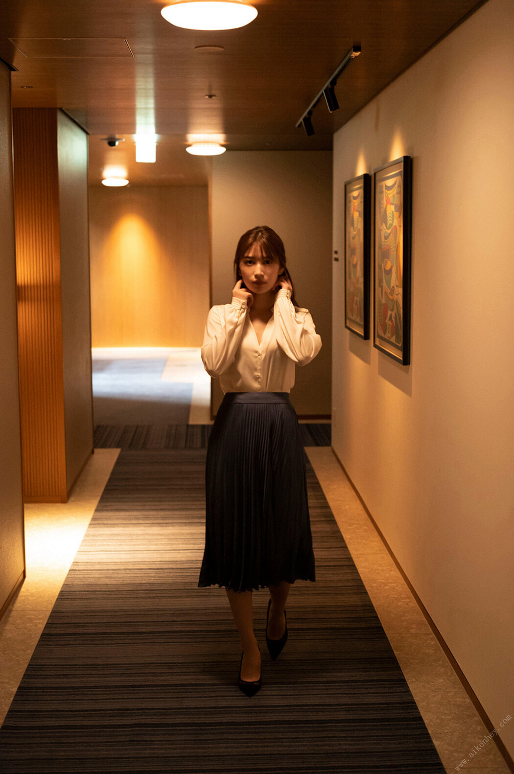 Risa Yukihira 雪平莉左, FLASHデジタル写真集 [昼下がりのホテルで] Set.01