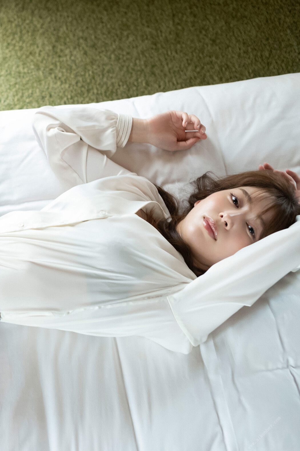 Risa Yukihira 雪平莉左, FLASHデジタル写真集 [昼下がりのホテルで] Set.01
