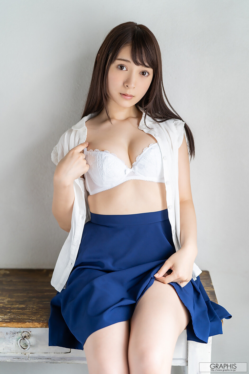 Rika Narumiya 成宮りか, [Graphis] Gals 「Refresh Girl」 Vol.01