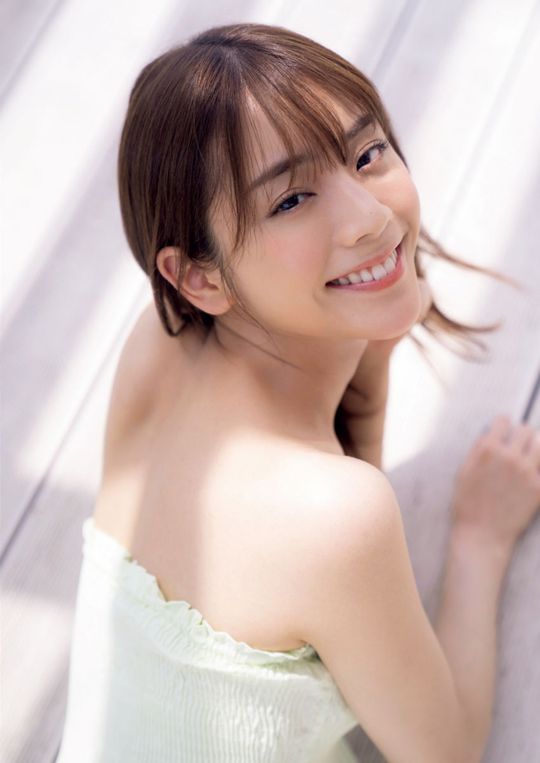 Asuka Kijima 貴島明日香, Big Comic Spirits 2021 No.05-06 (ビッグコミックスピリッツ 2021年05-06号)