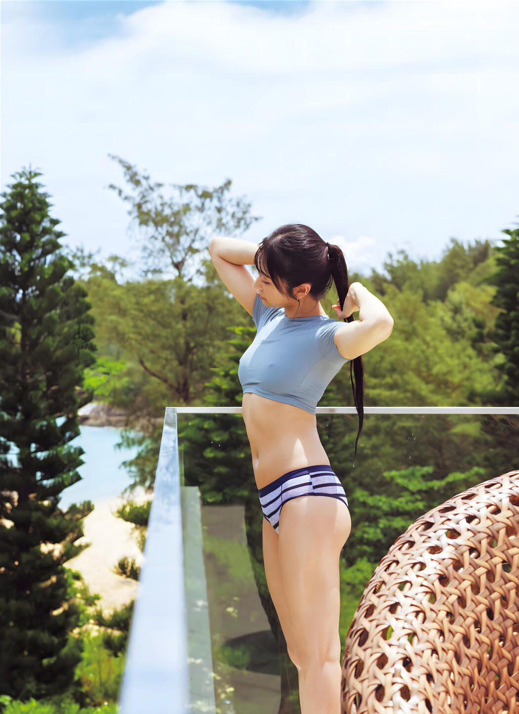 Naomi Majima 真島なおみ, FRIDAY 2023.12.15 (フライデー 2023年12月15日号)