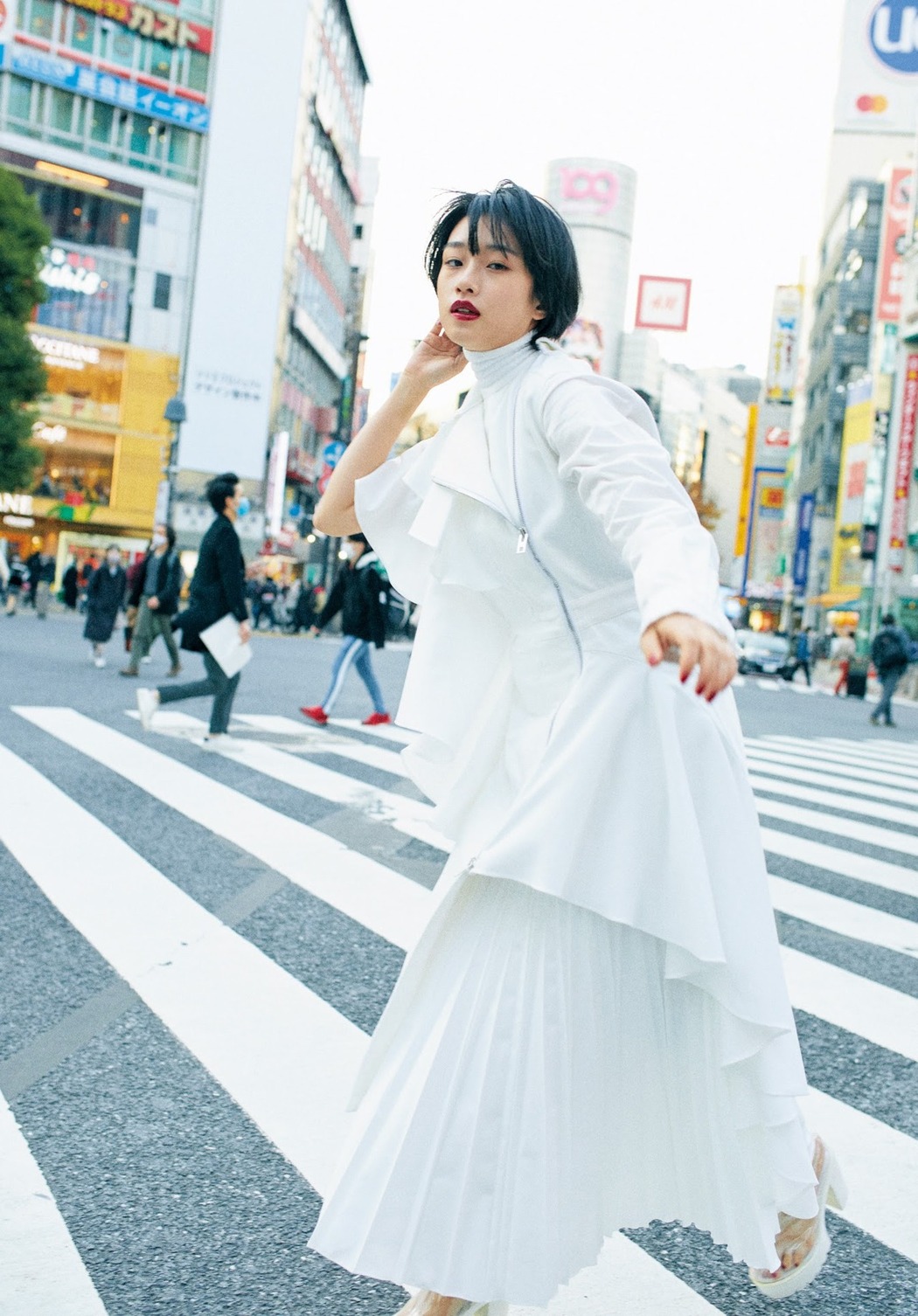 Yumi Kawai 河合優実, Weekly SPA! 2021.01.12-19 (週刊SPA! 2021年1月12-19日号)