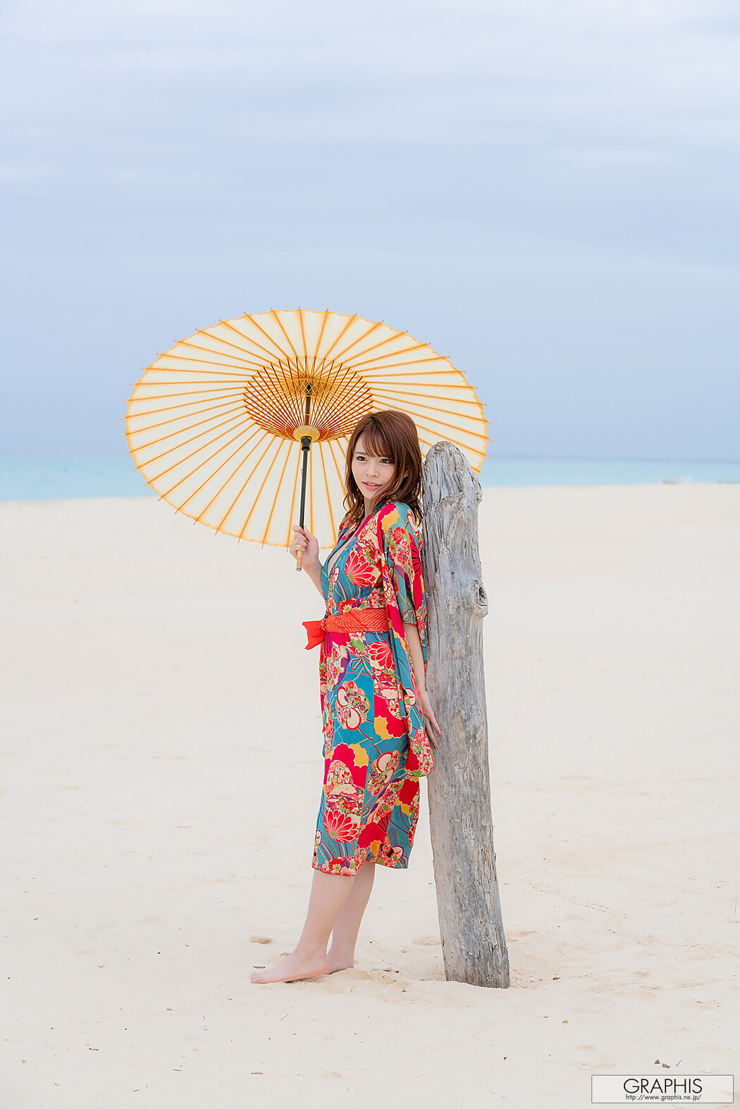 Mayuki Ito 伊藤舞雪, [Graphis] Gals 「Mystery」 Vol.01