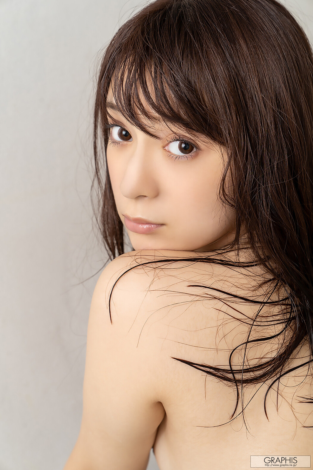 Rika Narumiya 成宮りか, [Graphis] Gals 「Refresh Girl」 Vol.04
