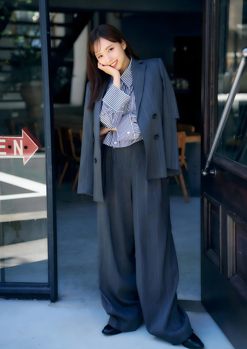 Mai Shinuchi 新内眞衣, Big Comic Spirits 2024 No.01 (ビッグコミックスピリッツ 2024年1号)