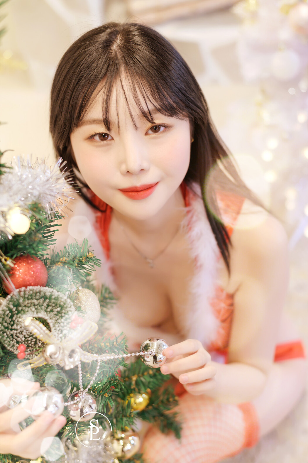 Yuna 유나, [SAINT Photolife] Merry Yuna&rsquo;s Xmas Set.02