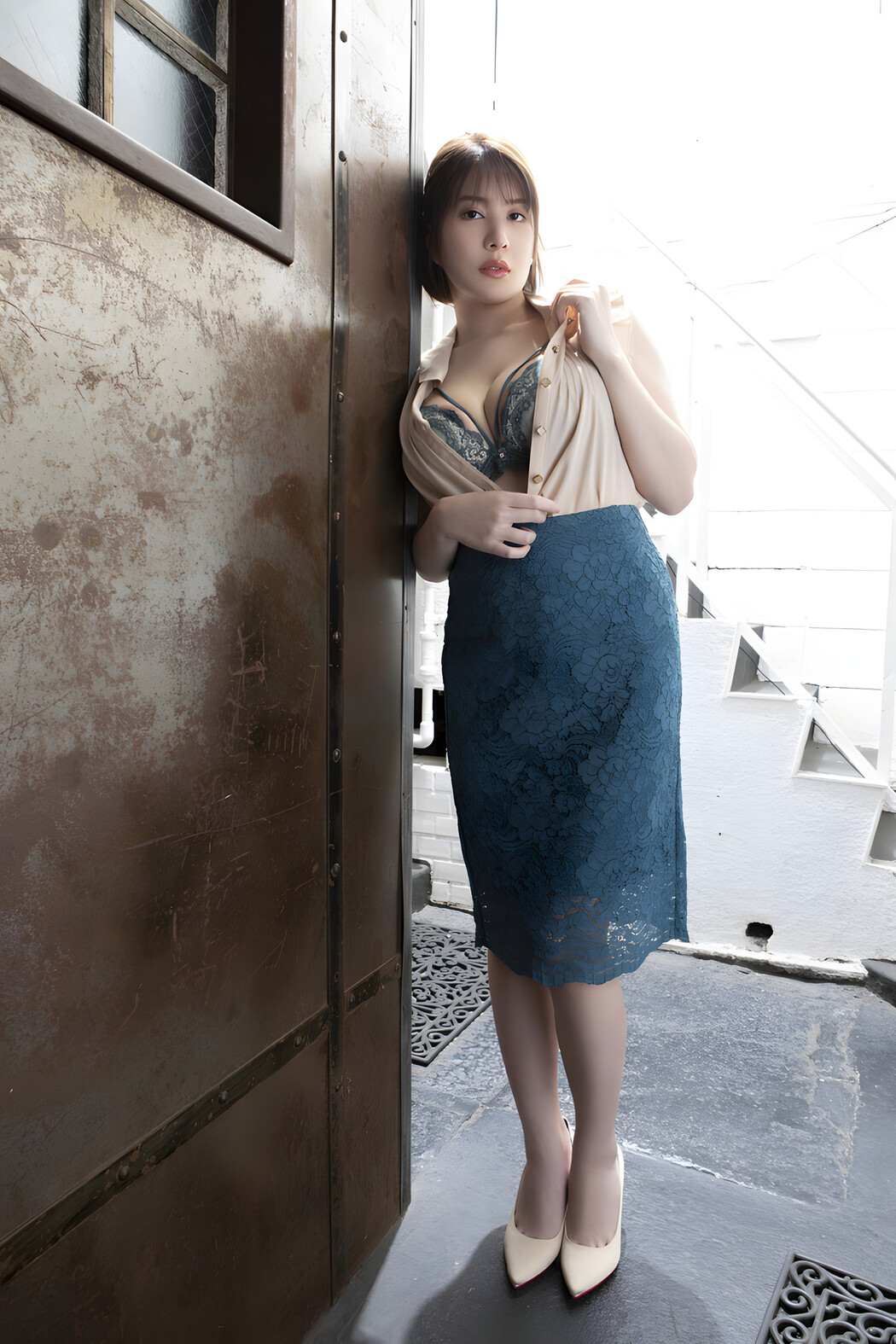 Shiose 汐世, FRIDAYデジタル写真集 「Parfaita la mode 100カット超え完全版」 Set.02 Cover Photo