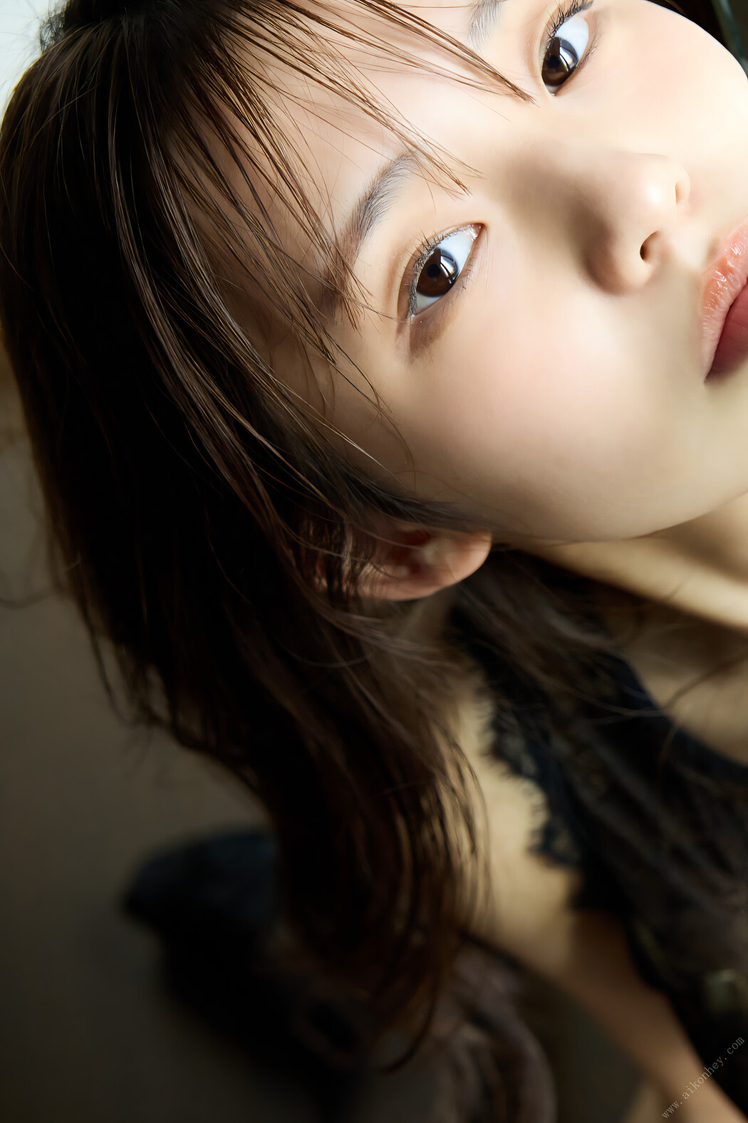 Hina Kikuchi 菊地姫奈, FRIDAYデジタル写真集 「台湾紀行」 ~黒の愛~120ページ豪華版 Set.01