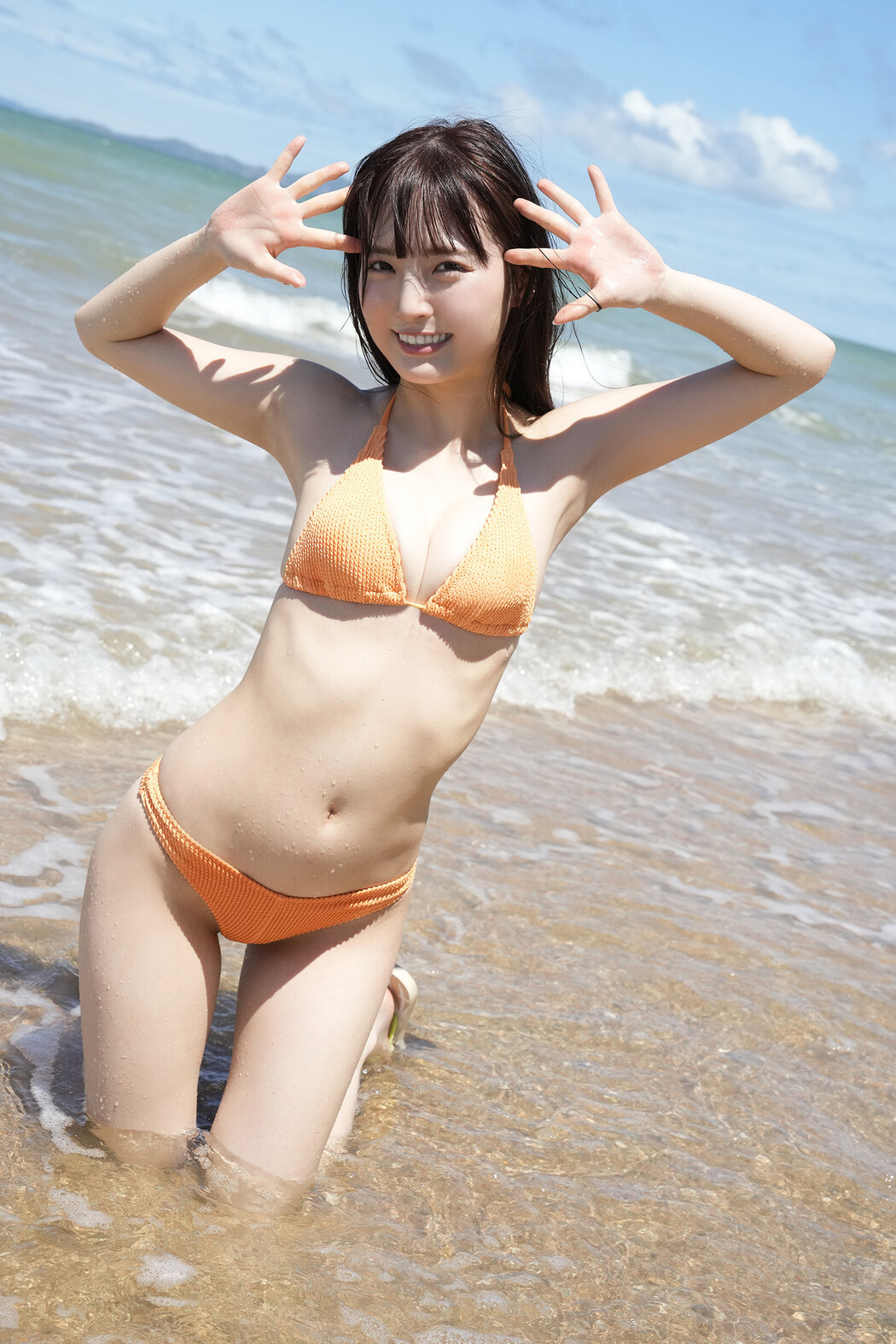 Yura Yura 由良ゆら, 漫画アクションデジタル写真集 「WAVY」 Set.01