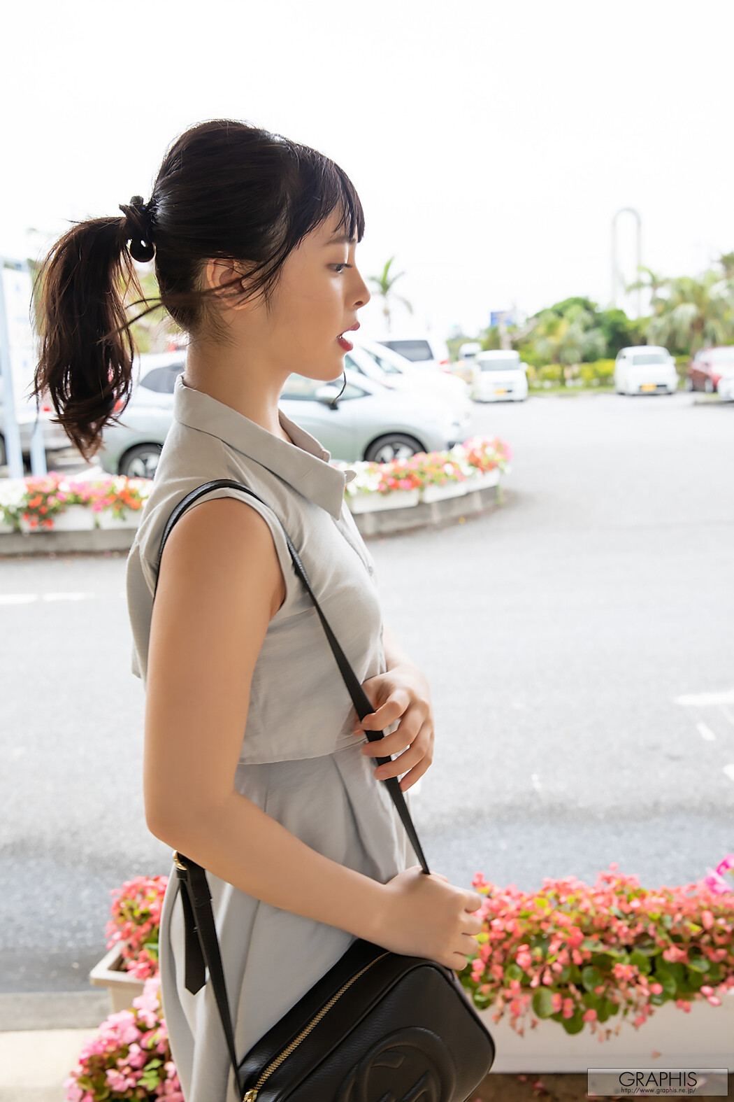 Yuna Ogura 小倉由菜, [Graphis] Gals 「Yunacent Cute」 Vol.03