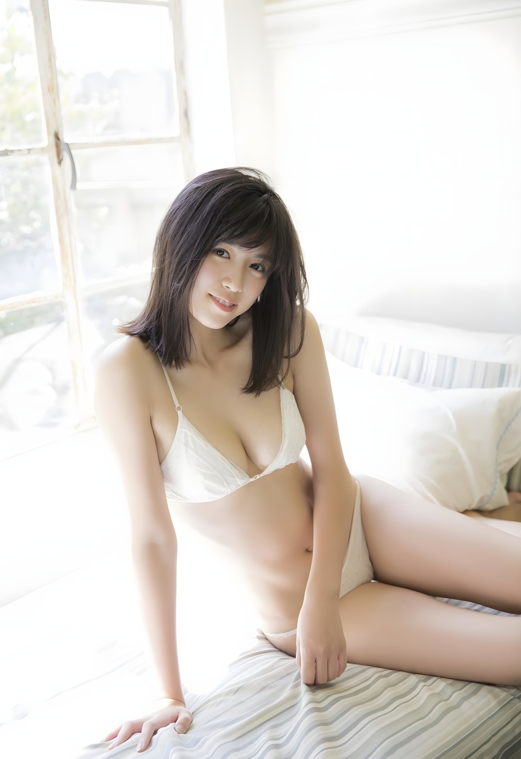 Miyu Kitamuki 北向珠夕, FRIDAYデジタル写真集 「胸の谷間で溺れたい!」 Set.01