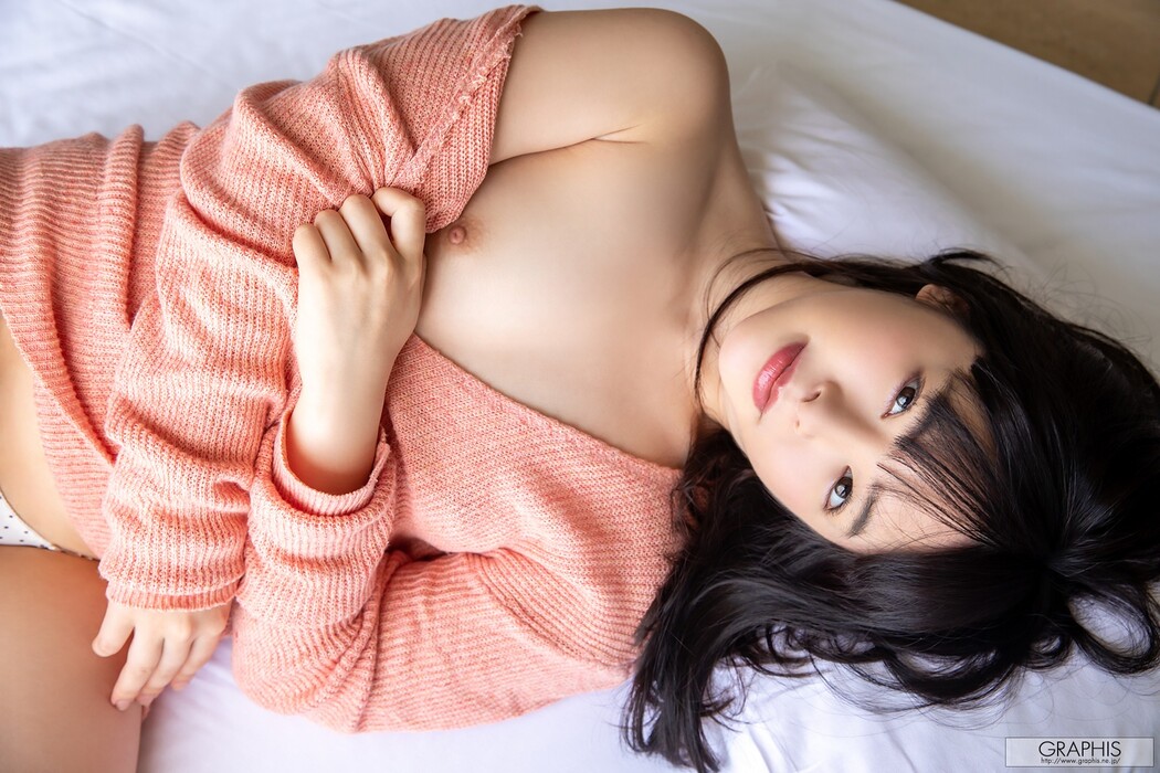 Yuna Ogura 小倉由菜, [Graphis] Gals 「Yunacent Cute」 Vol.04