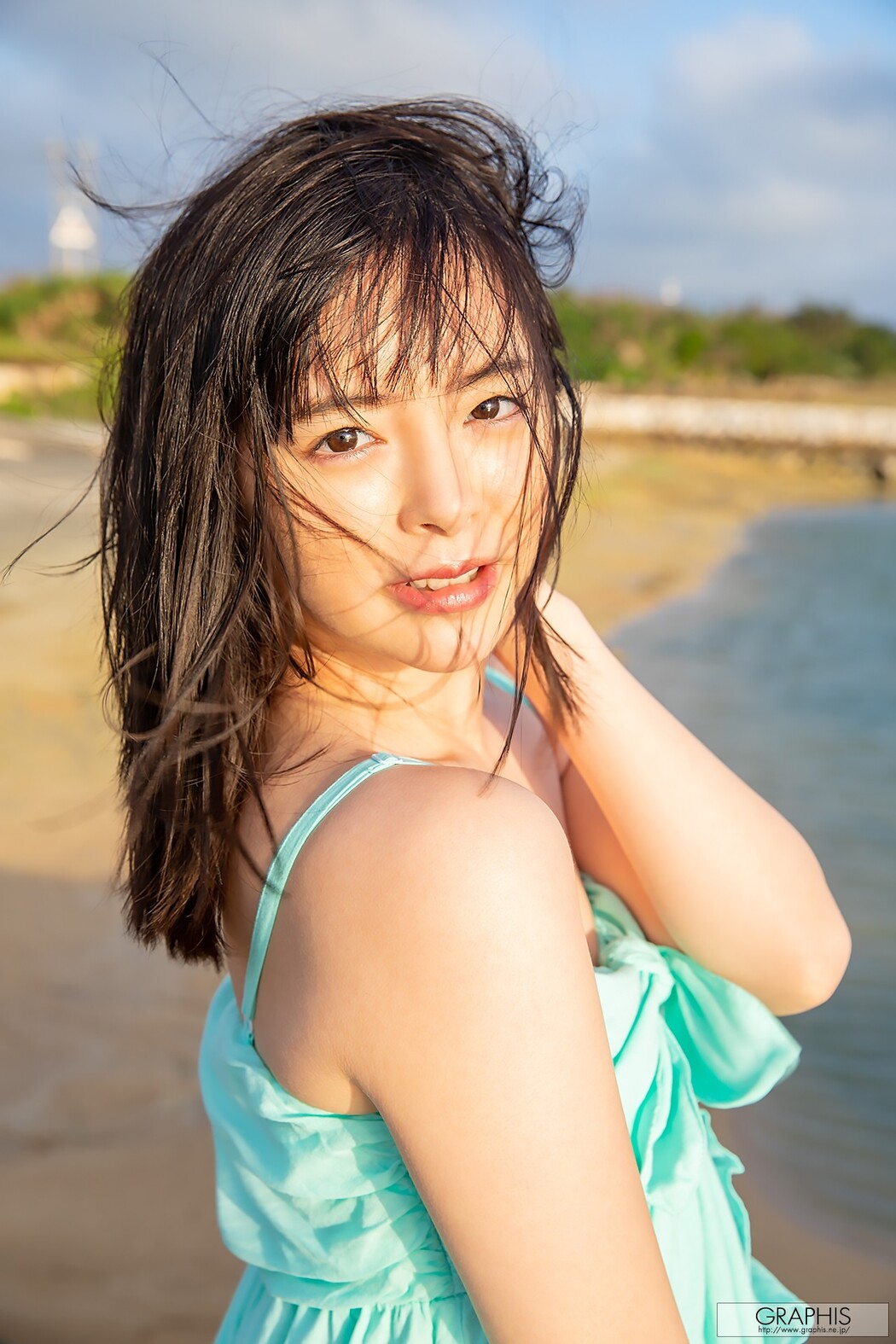 Yuna Ogura 小倉由菜, [Graphis] Gals 「Yunacent Cute」 Vol.05
