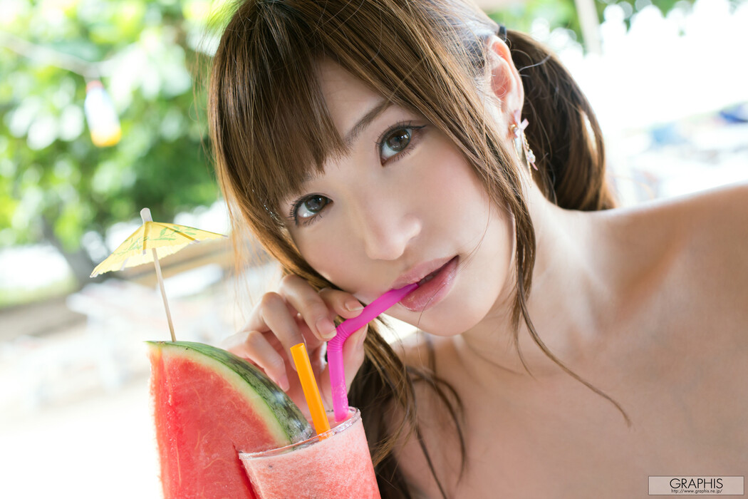 Moe Amatsuka 天使もえ, [Graphis] Gals 「Tropiacl Summer!」 Vol.01