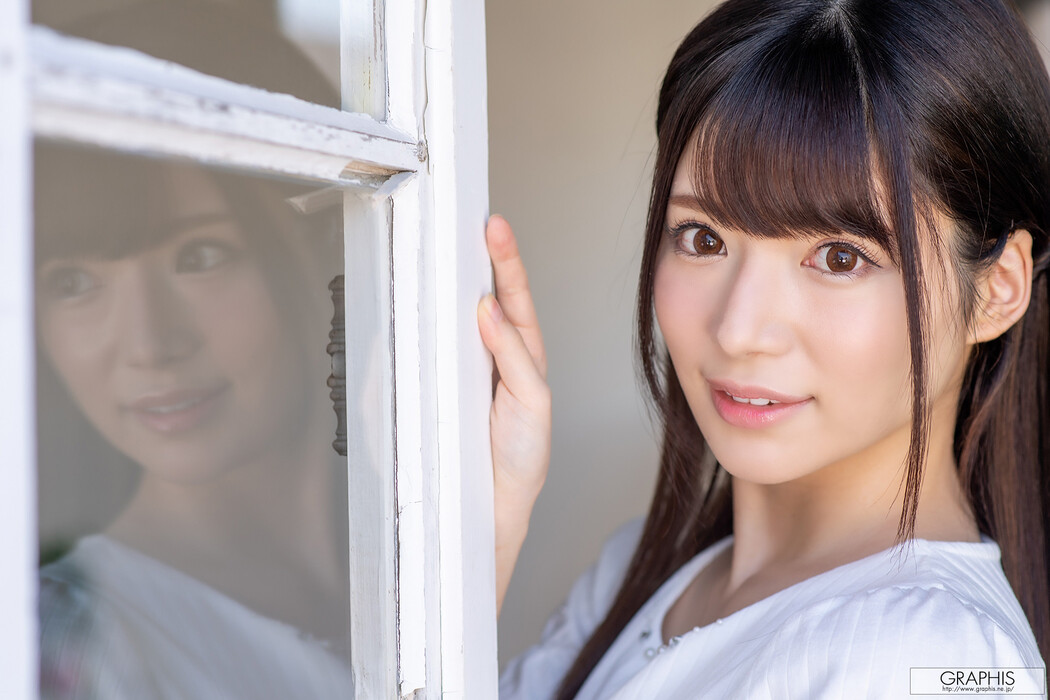 Nodoka Sakuraba 桜羽のどか, [Graphis] Gals 「Olhos Claros」 Vol.01