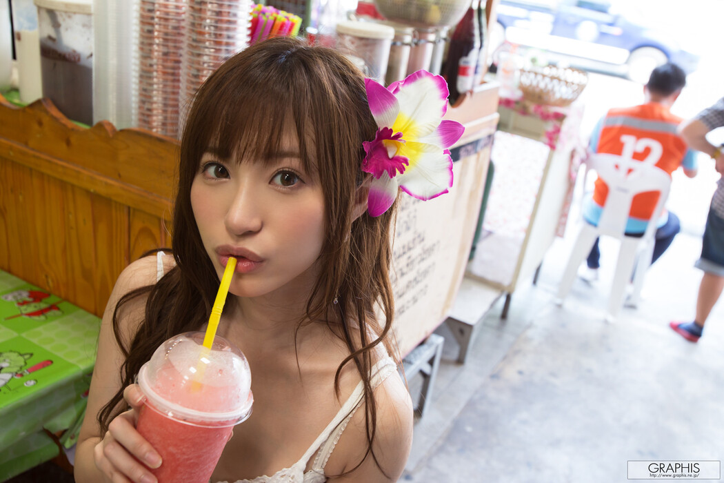 Moe Amatsuka 天使もえ, [Graphis] Gals 「Tropiacl Summer!」 Vol.01
