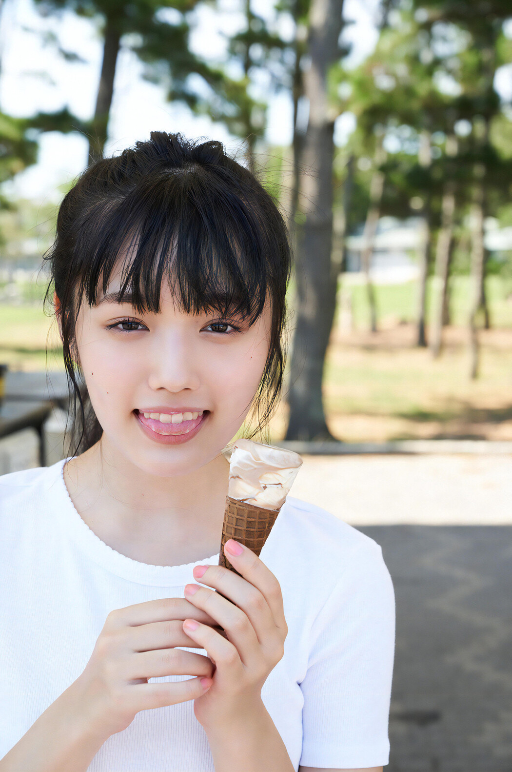 Sakura Ando 安藤咲桜, [WPB-net] EX879 (安藤咲桜、カムバック!!) Set.01