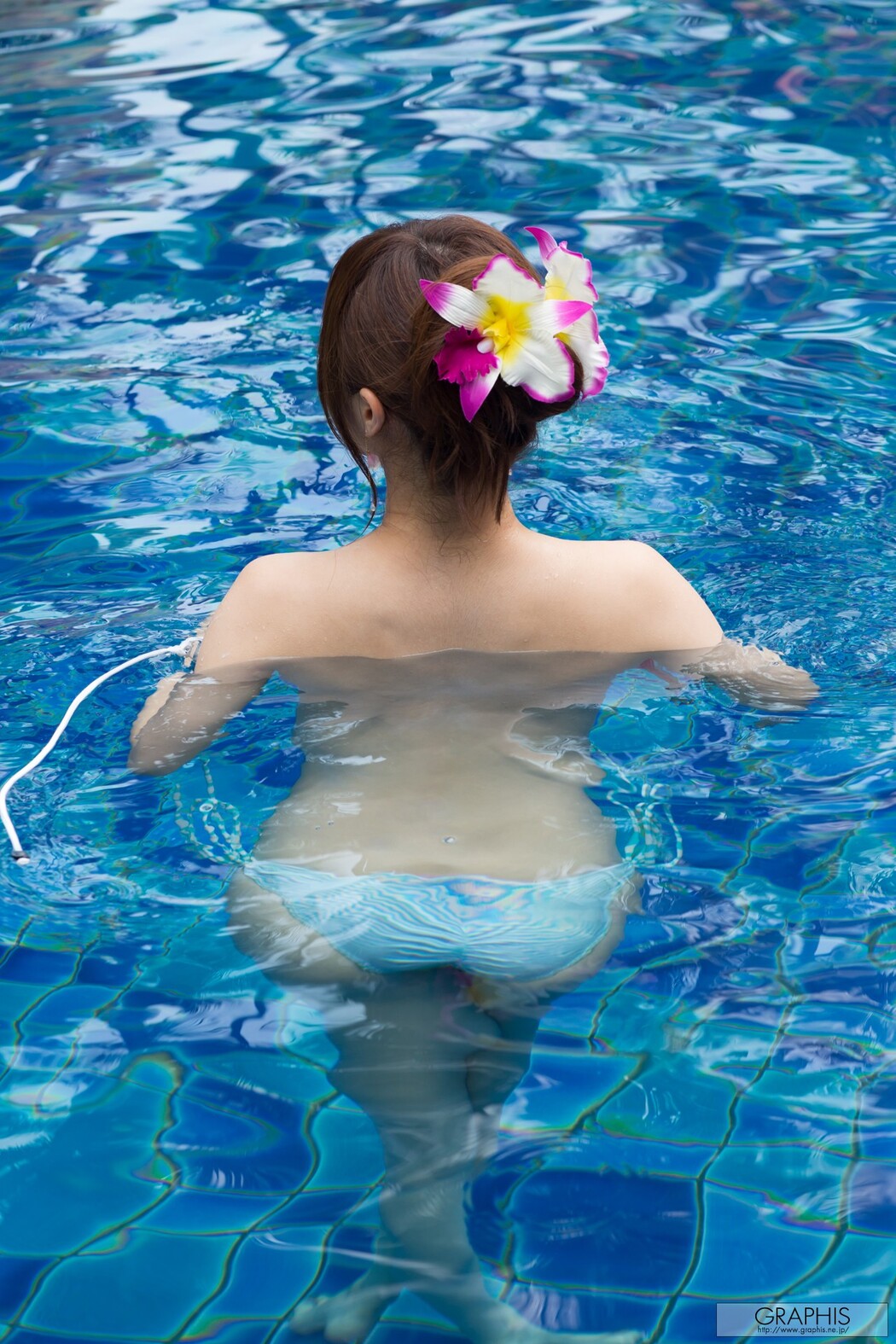 Moe Amatsuka 天使もえ, [Graphis] Gals 「Tropiacl Summer!」 Vol.04