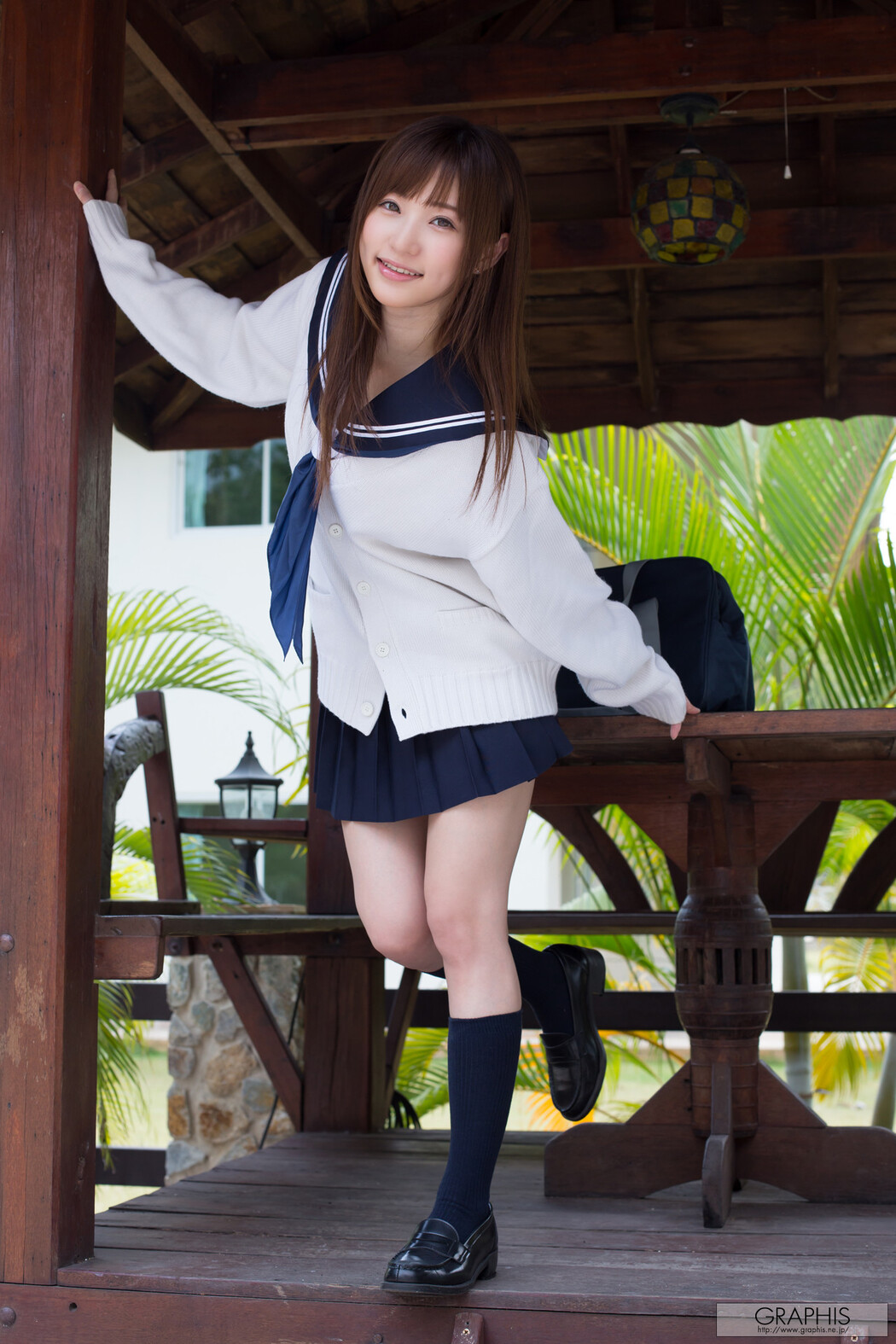 Moe Amatsuka 天使もえ, [Graphis] Gals 「Tropiacl Summer!」 Vol.05
