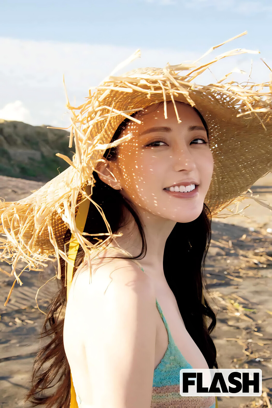 Asako Tani 谷あさこ, FLASH 2024.01.23 (フラッシュ 2024年1月23日号)