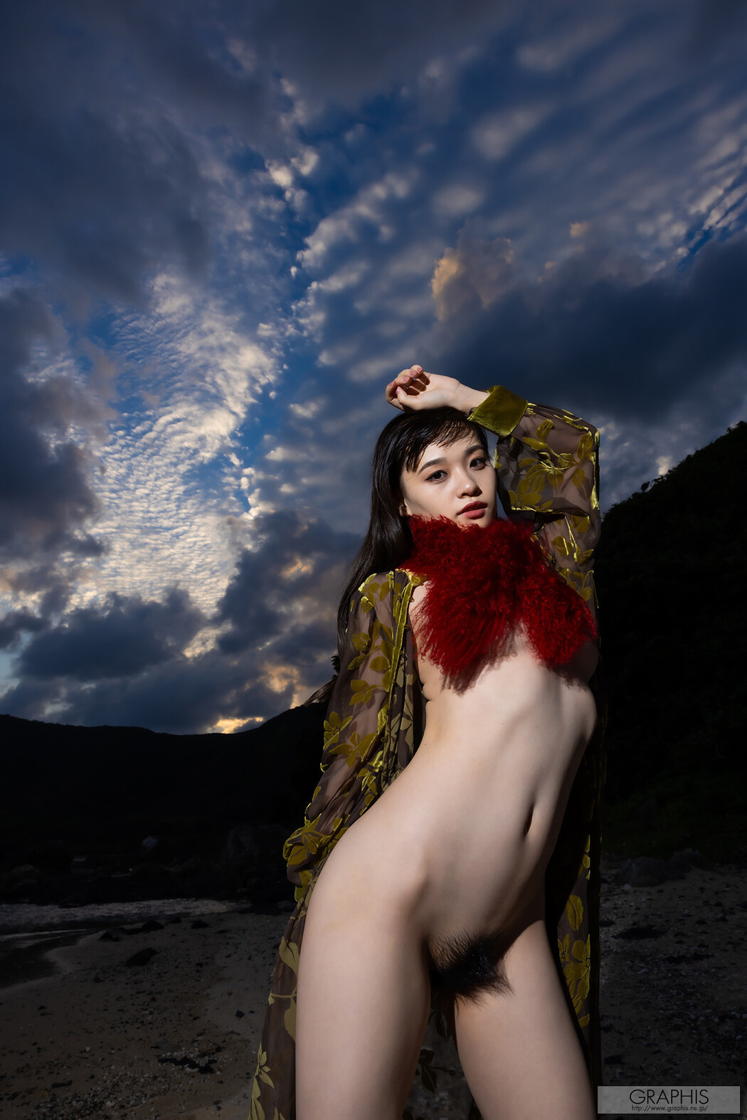 Urara Kanon 花音うらら, [Graphis] Gals 「To Be Loved」 Vol.04