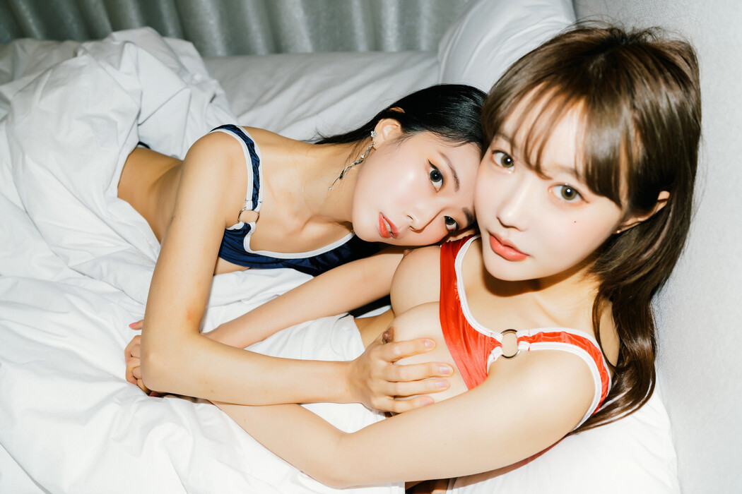 Mona 모나, Jucy 쥬시, [Moon Night Snap] Love You Set.01