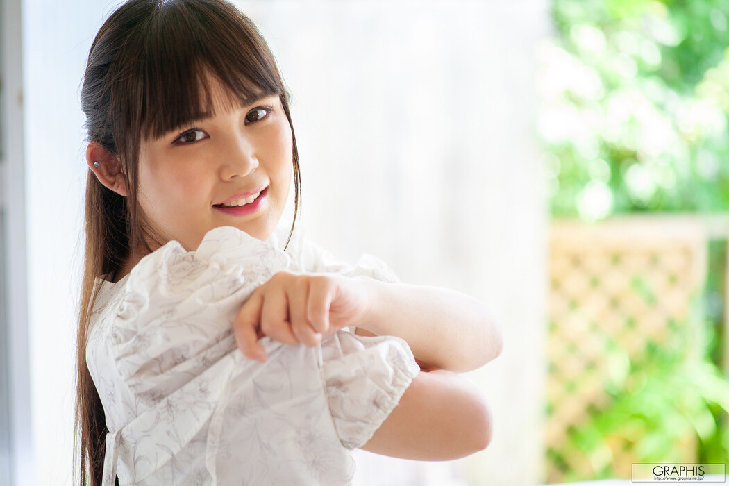 Hikari Tsukino 月野星, [Graphis] First Gravure Vol.01