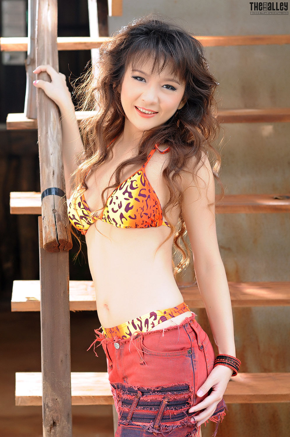 [The Black Alley] Patricia Ling VIP Zone Set.P04 Cover Photo