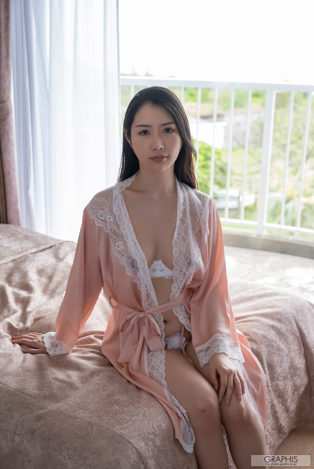 Rio Asahi 朝日りお, [Graphis] Gals 「SUNRISE」 Vol.04