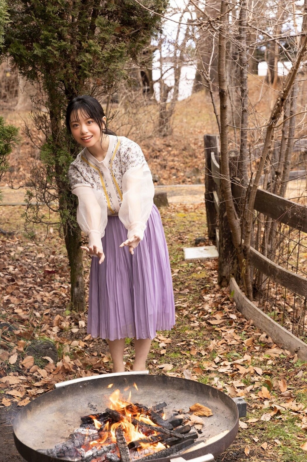Komaki Mineshima 峰島こまき, SPA!デジタル写真集 「瞳に吸い込まれて」 Set.01