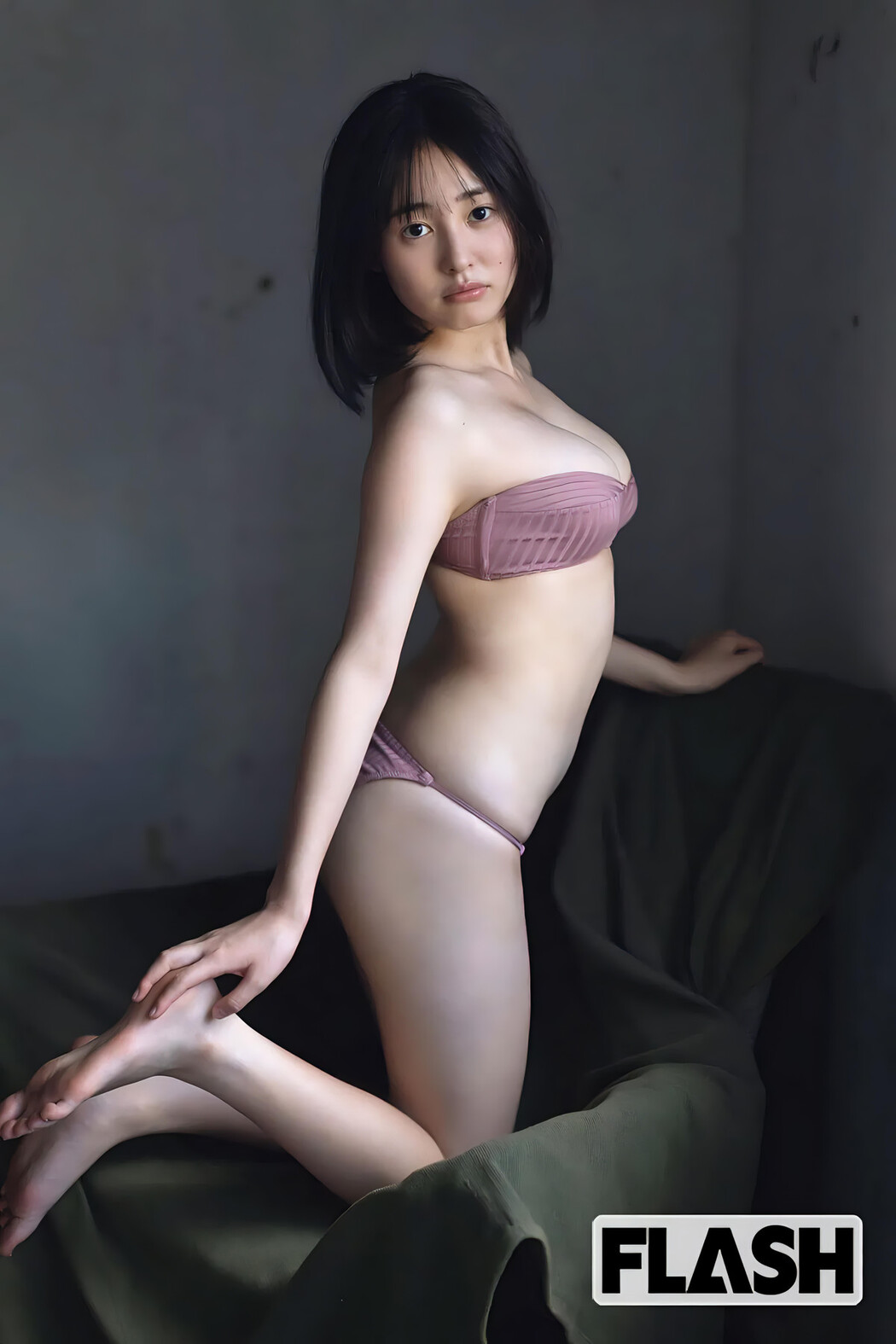 Miu Shirahama 白濱美兎, FLASH 2024.02.13 (フラッシュ 2024年2月13日号)