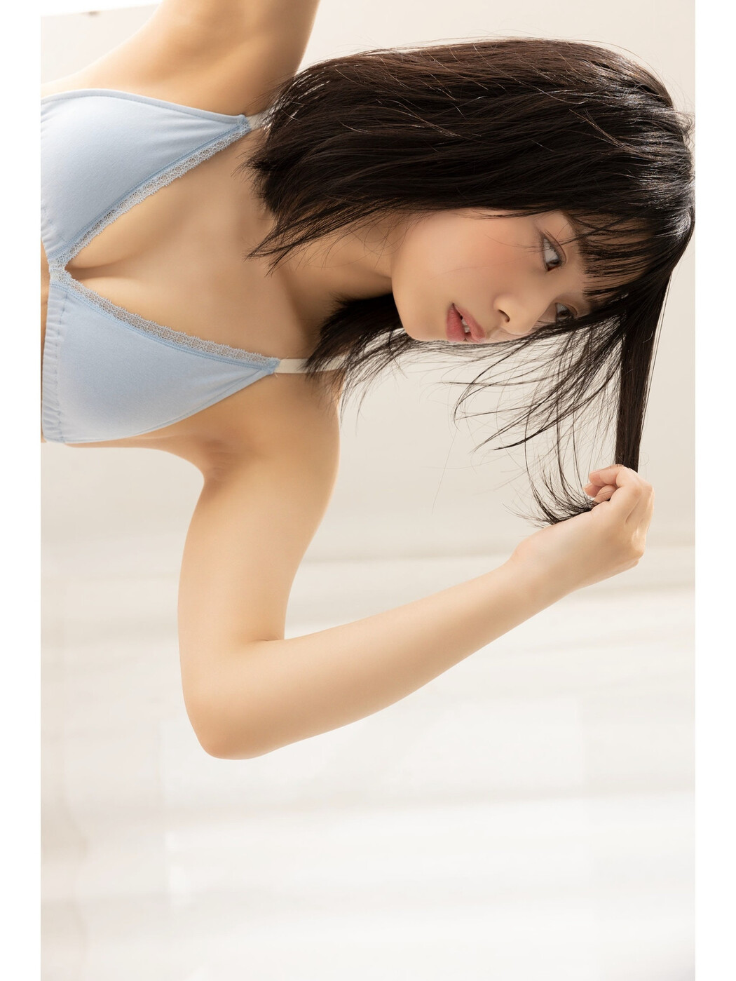Komaki Mineshima 峰島こまき, SPA!デジタル写真集 「瞳に吸い込まれて」 Set.02