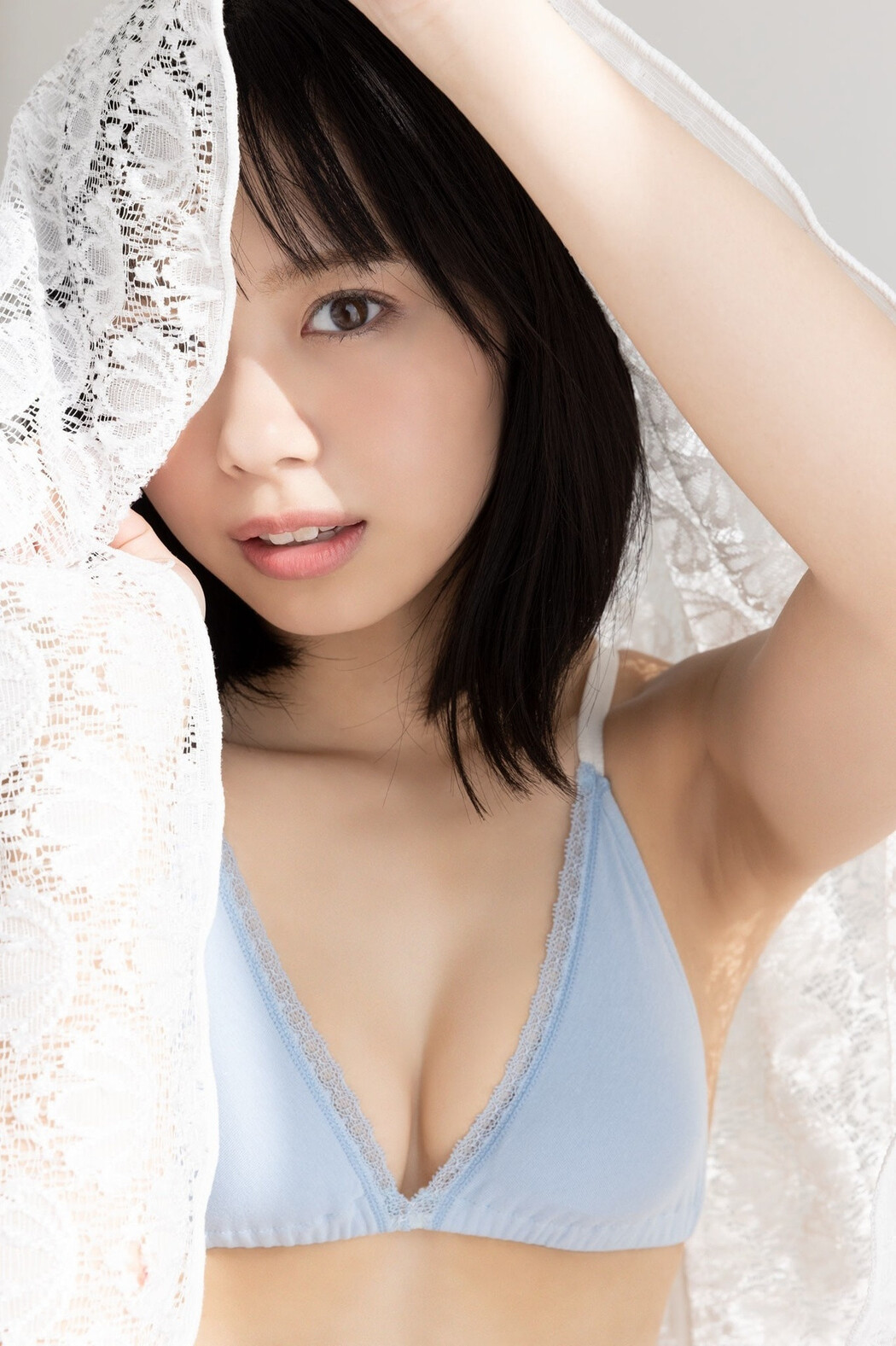 Komaki Mineshima 峰島こまき, SPA!デジタル写真集 「瞳に吸い込まれて」 Set.02