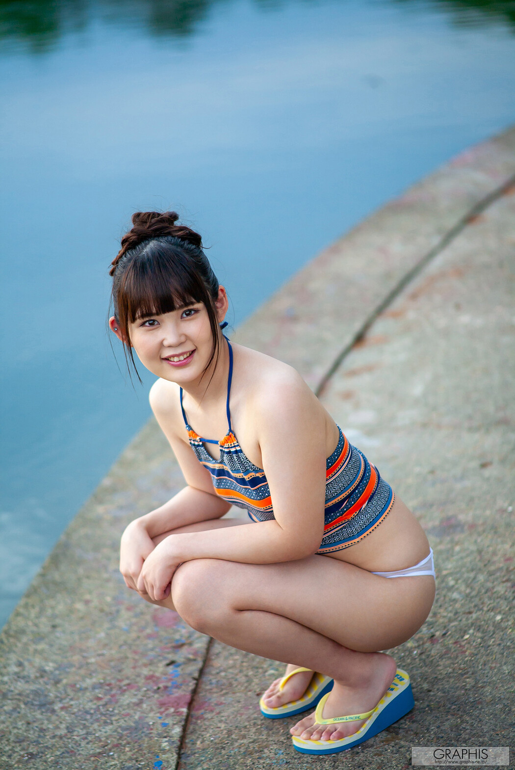 Hikari Tsukino 月野星, [Graphis] First Gravure Vol.03