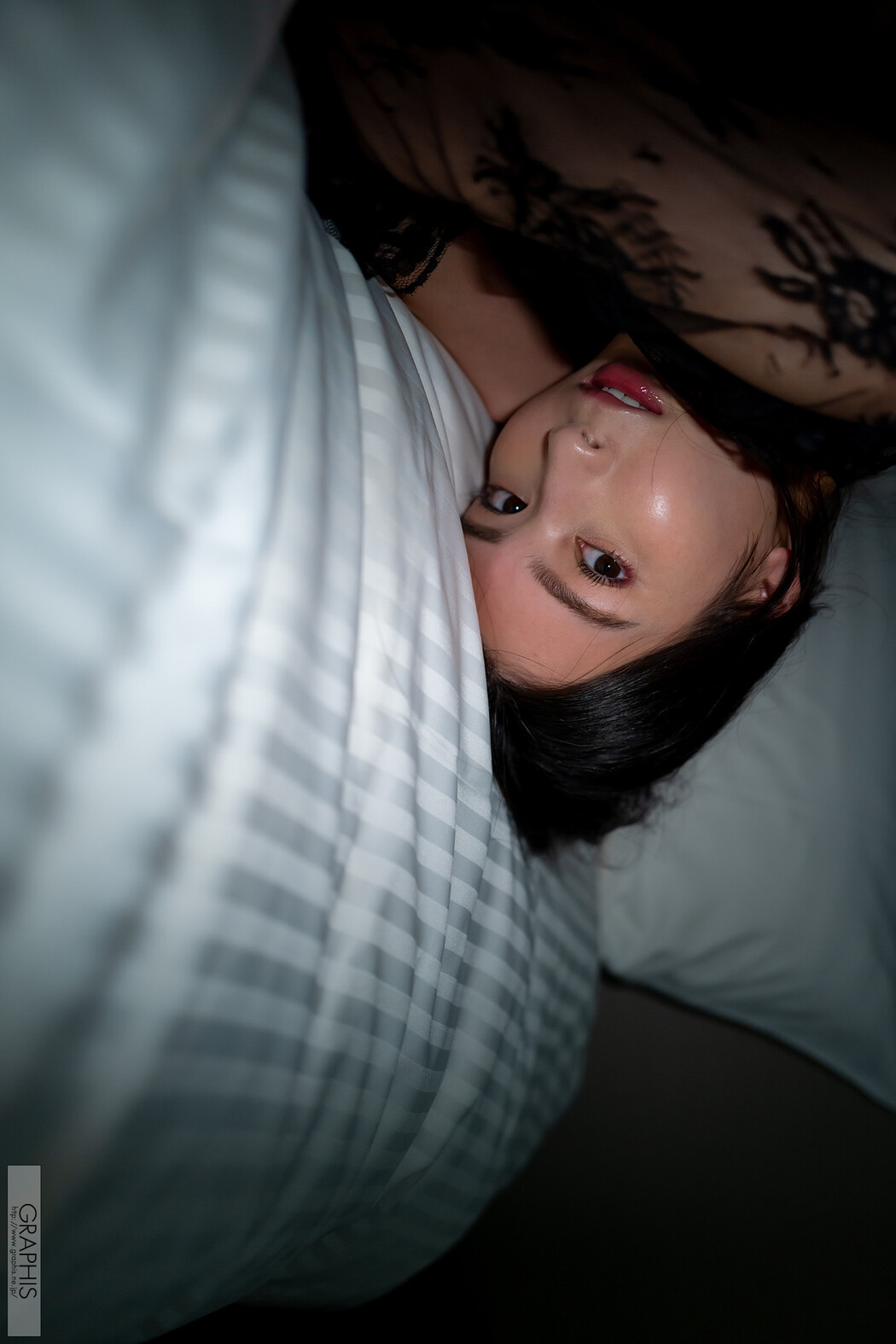 Suzu Honjo 本庄鈴, [Graphis] Rainy Special [Refresh] Vol.03