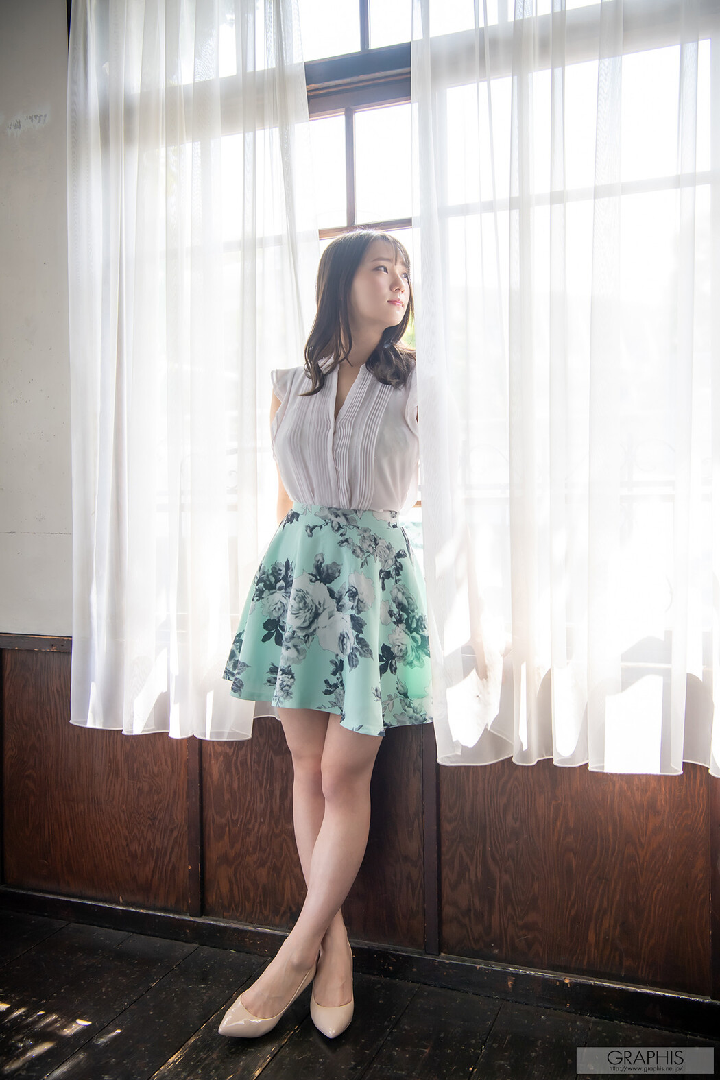 Uta Hayano はやのうた, [Graphis] First Gravure Vol.04