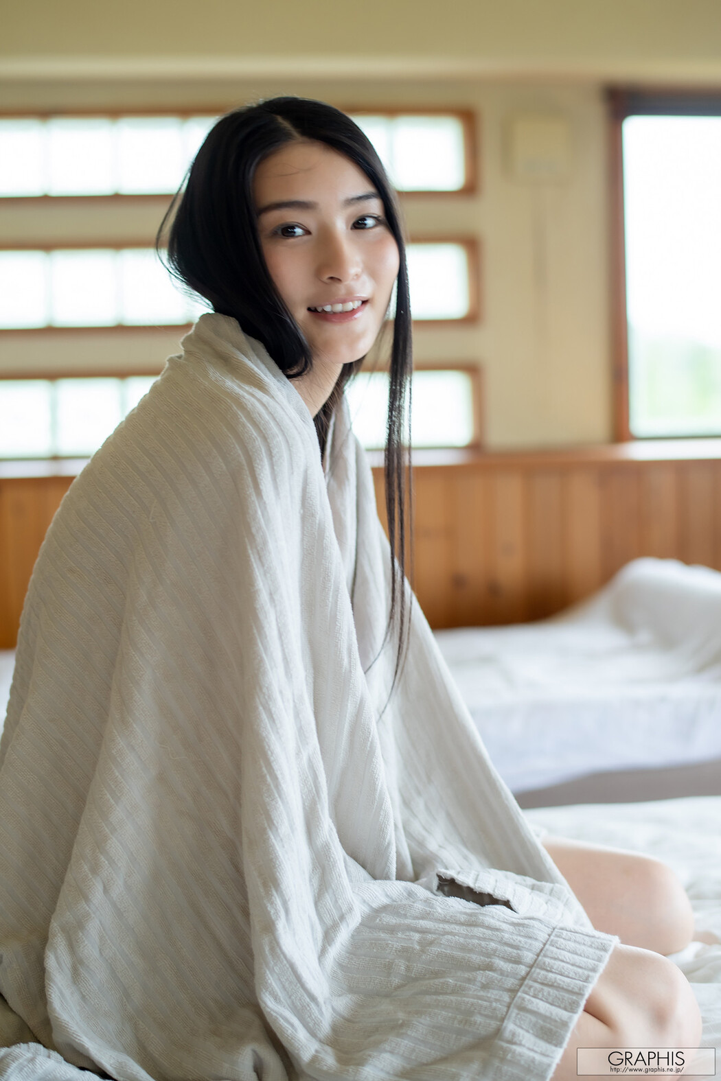 Suzu Honjo 本庄鈴, [Graphis] Rainy Special [Refresh] Vol.07