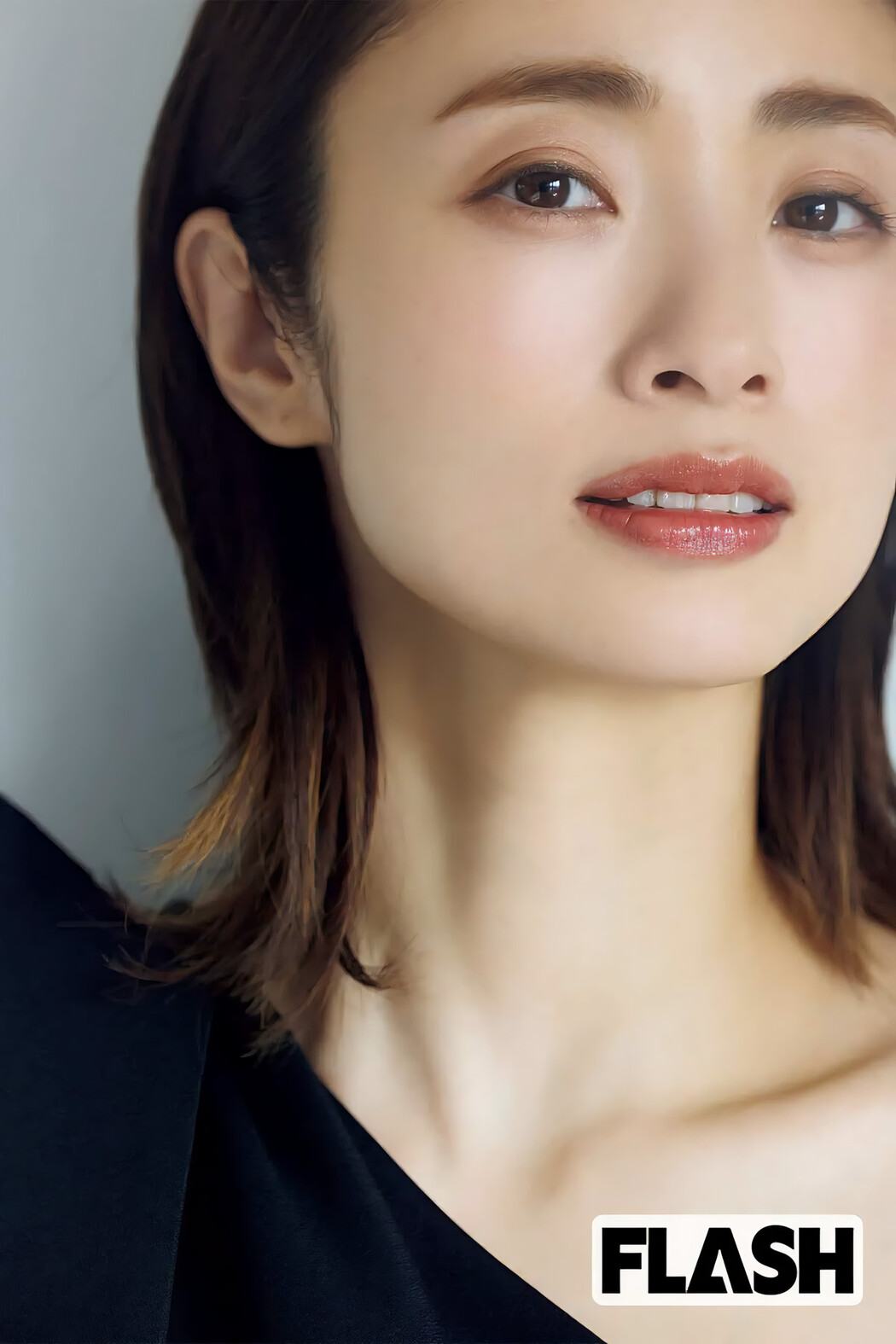 Aya Ueto 上戸彩, FLASH 2024.02.13 (フラッシュ 2024年2月13日号)