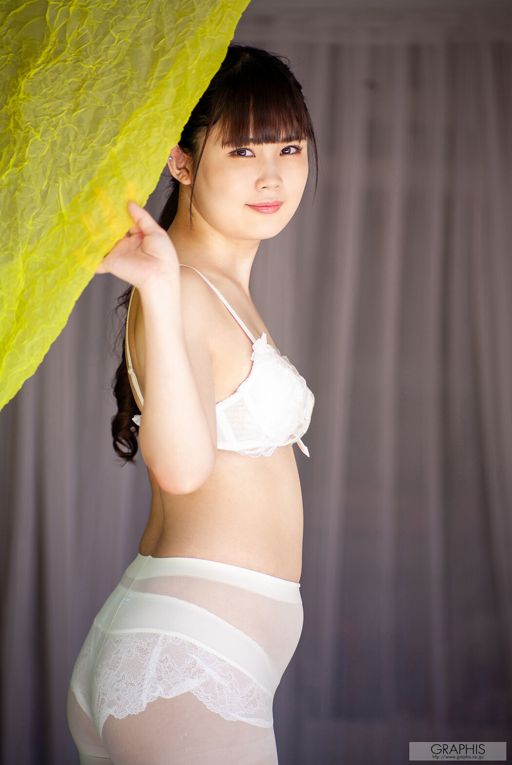 Hikari Tsukino 月野星, [Graphis] First Gravure Vol.04