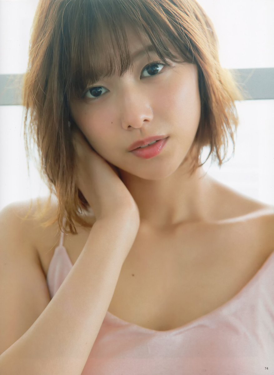 Risa Watanabe 渡邉理佐, FRIDAY WHITE 2019.01.14