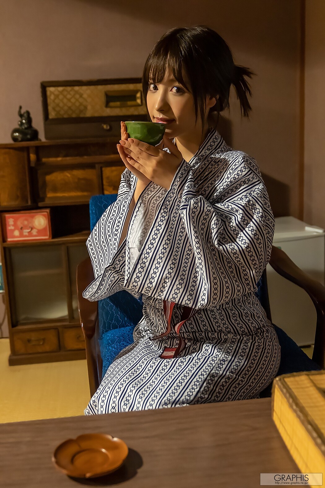 Kana Momonogi 桃乃木かな, [Graphis] Special [Small Devil] Vol.03