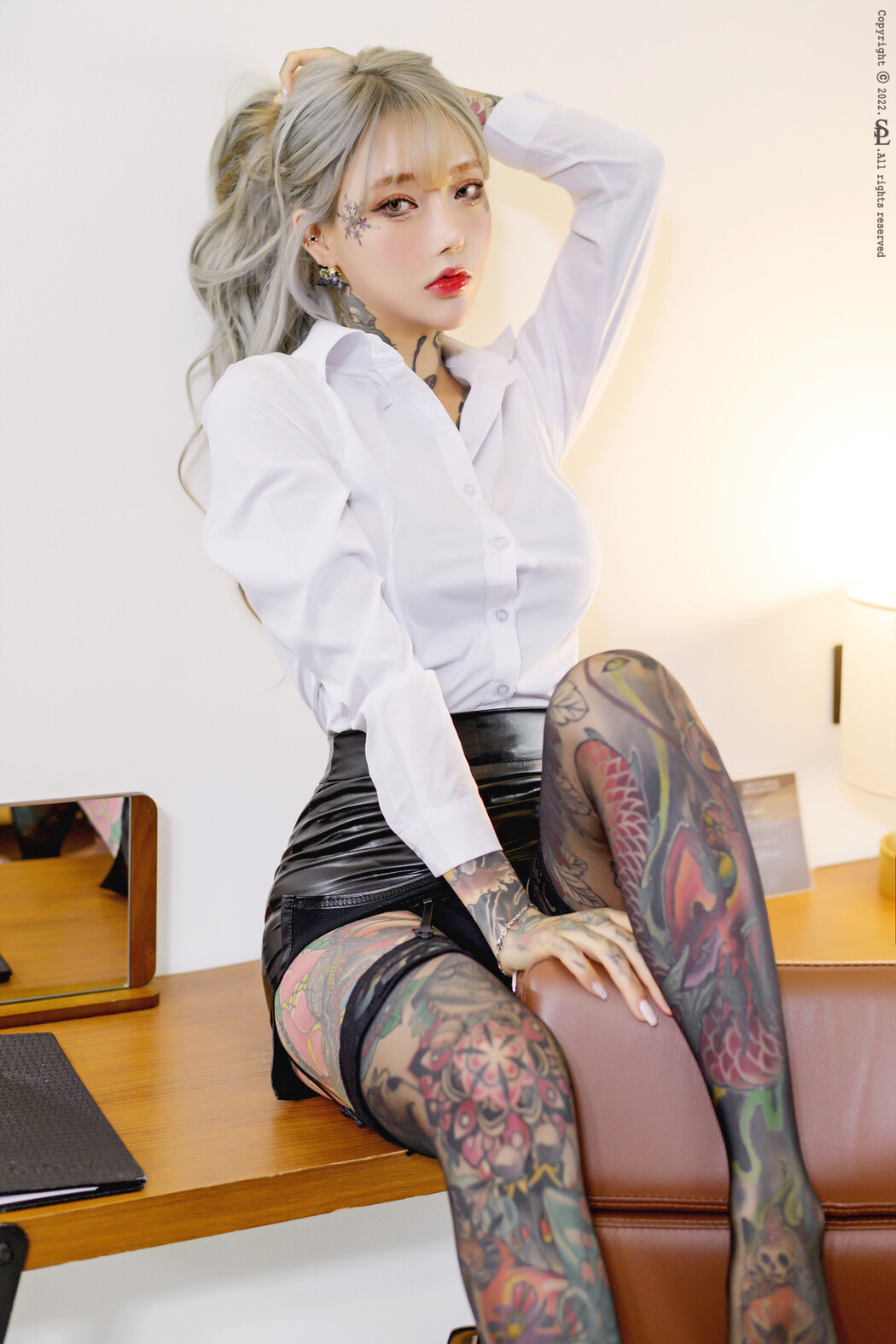 YoKo 요코, [SAINT Photolife] Vol.10 Photobook Set.01