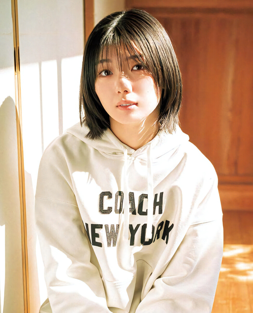 Karin Fujiyoshi 藤吉夏鈴, Shonen Magazine 2024 No.13 (週刊少年マガジン 2024年13号)