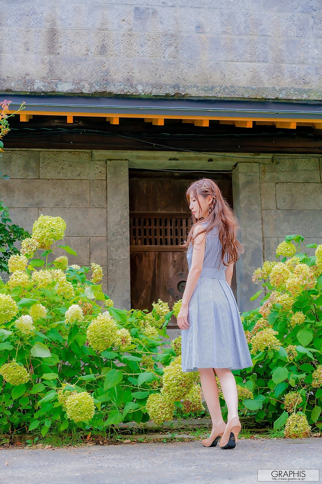 Moe Amatsuka 天使もえ, [Graphis] Gals 「HONEY」 Vol.03