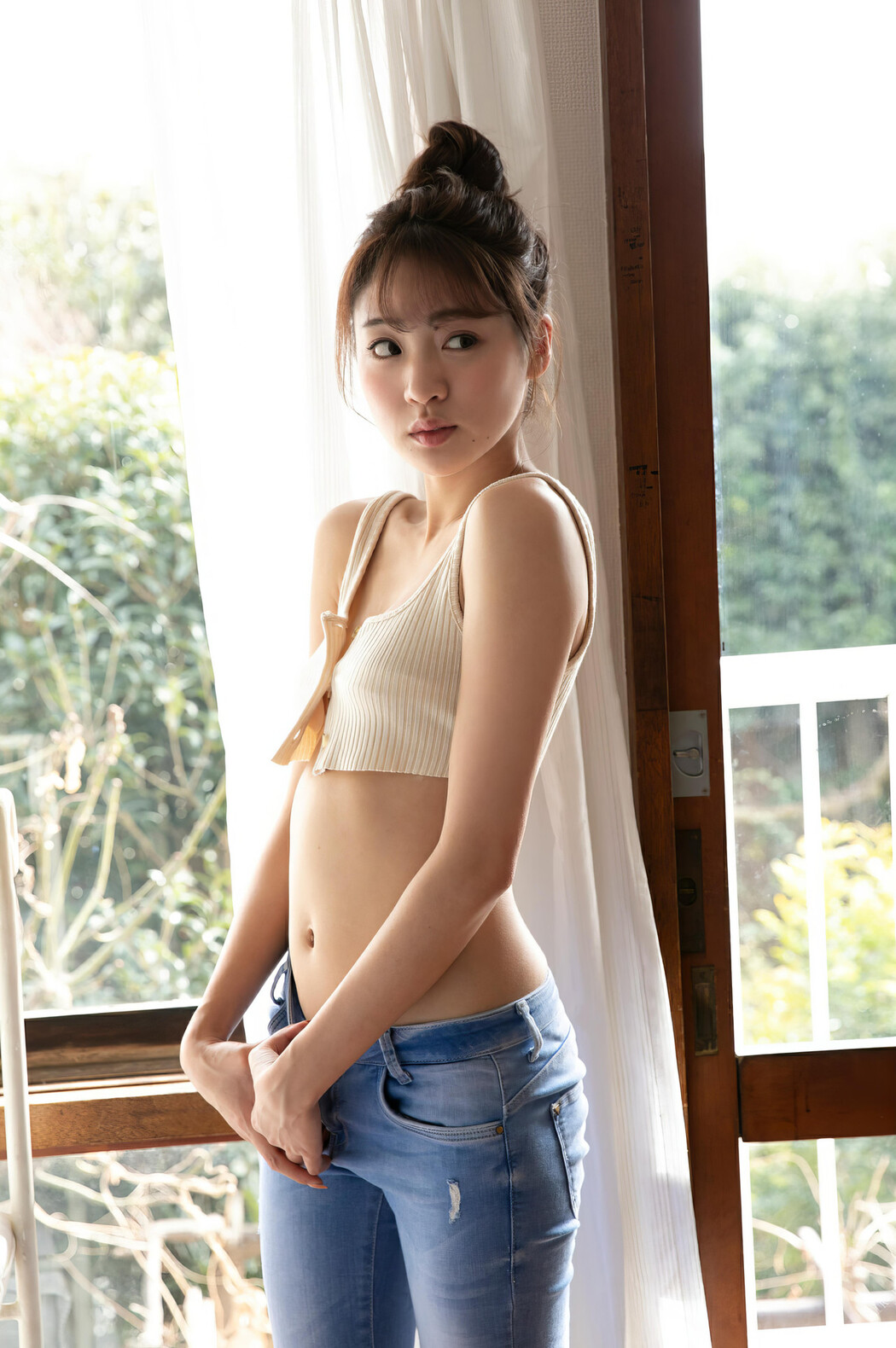 Yuumi Shida 志田友美, FLASHデジタル写真集 [アイドルの魂は美脚に宿る] Set.02