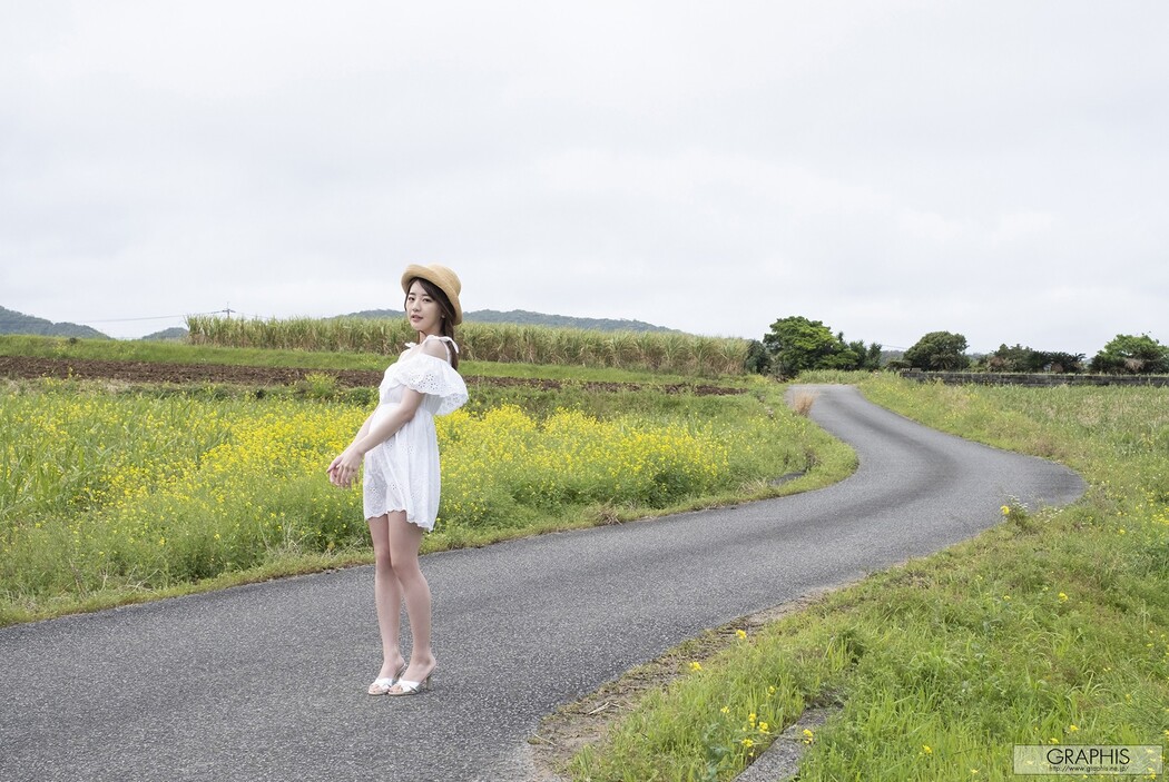 Mirei Uno 宇野みれい, [Graphis] Gals [ Curvaceous] Vol.01 Cover Photo