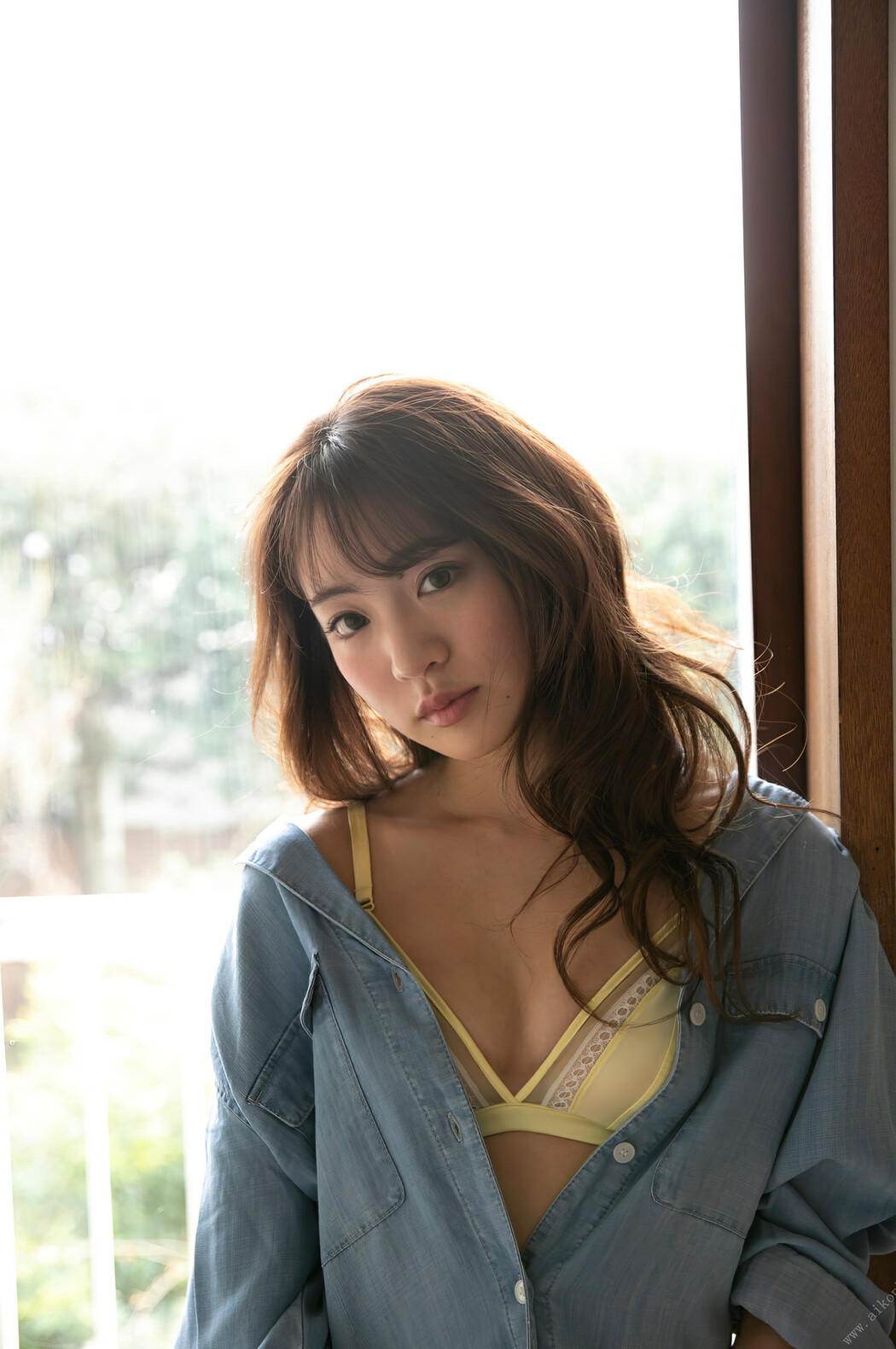 Yuumi Shida 志田友美, FLASHデジタル写真集 [アイドルの魂は美脚に宿る] Set.01