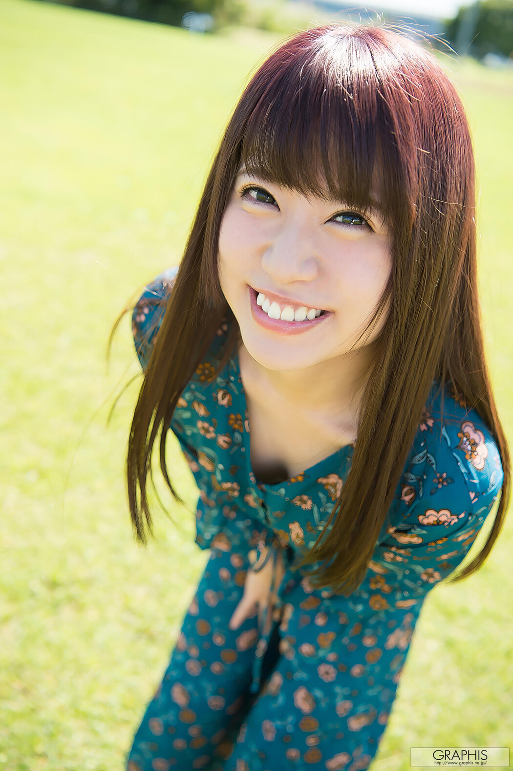 Rin Hatsumi 初美りん, [Graphis] Gals 『Look at me!』 Vol.01